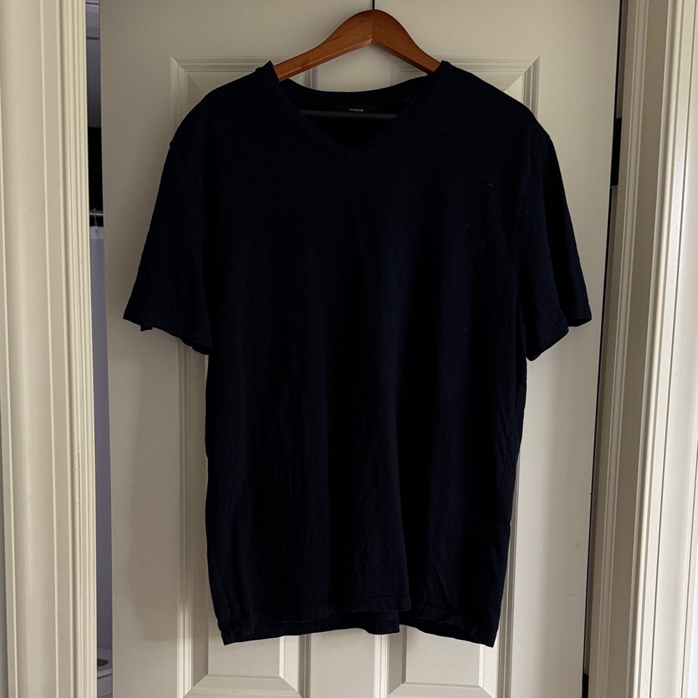 Vince Men's Dark V-Neck Tee
